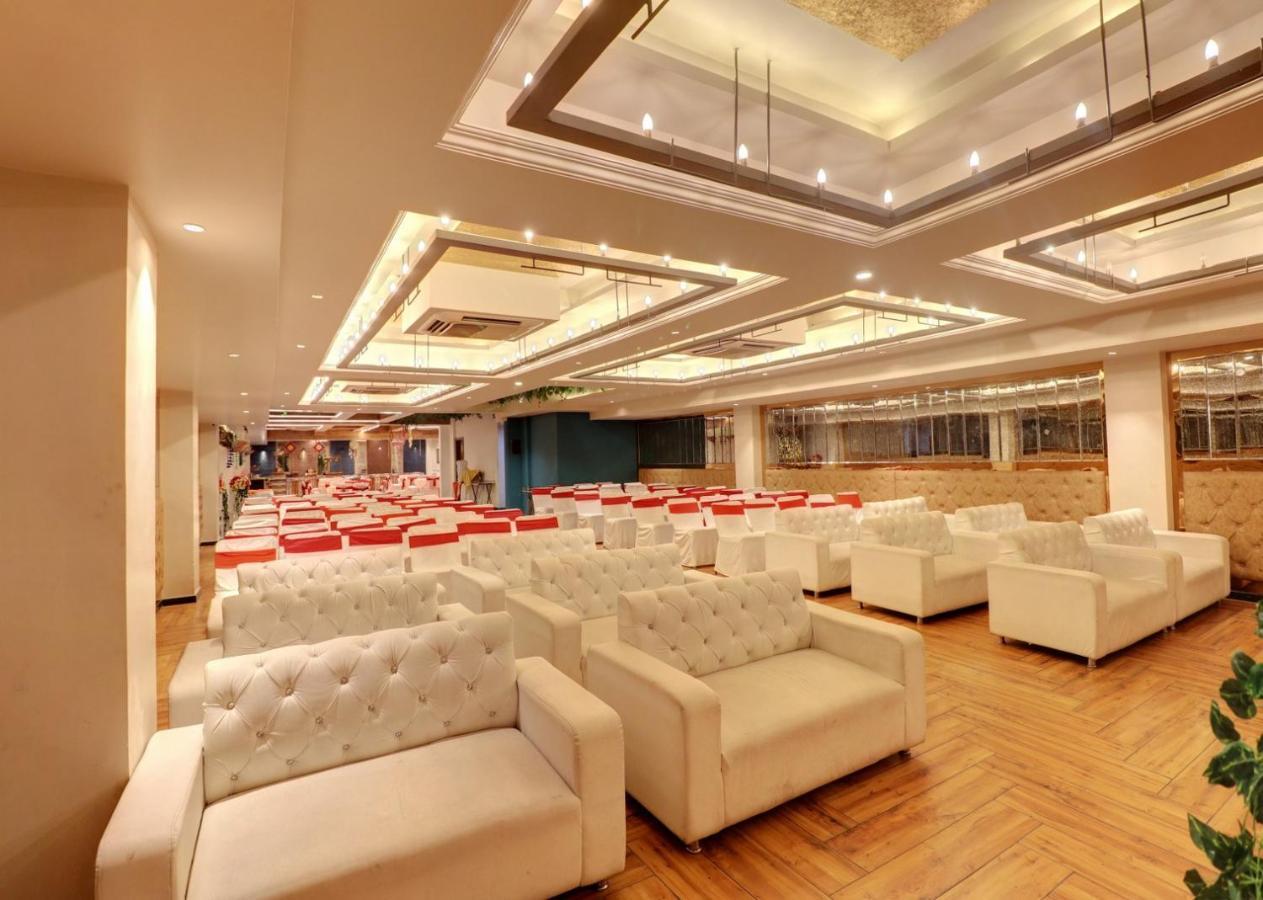 Hotel Mystic Falls Jaipur Buitenkant foto