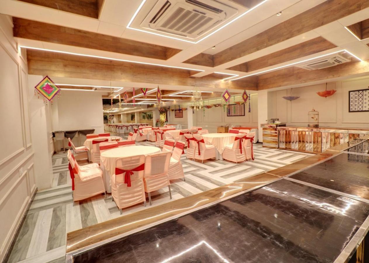 Hotel Mystic Falls Jaipur Buitenkant foto