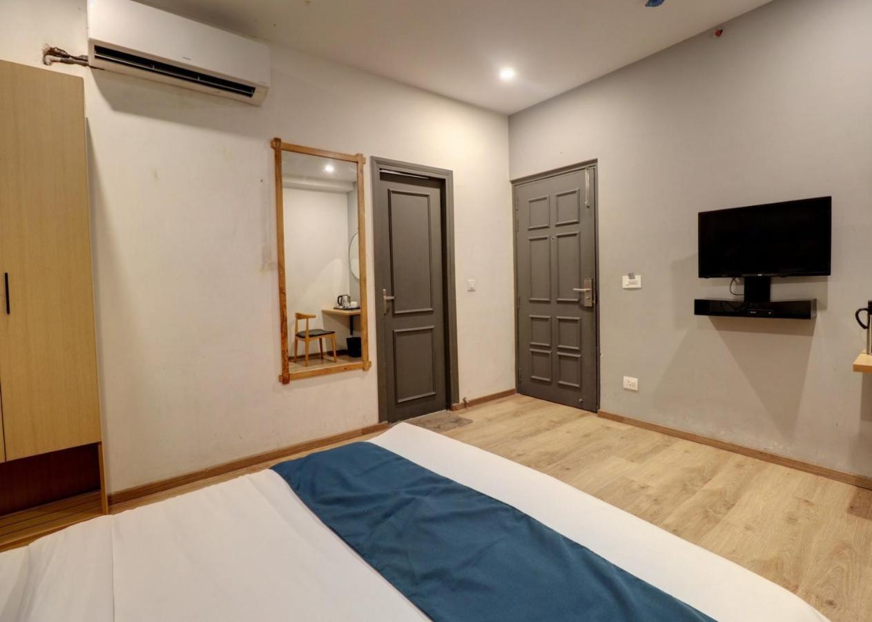 Hotel Mystic Falls Jaipur Buitenkant foto