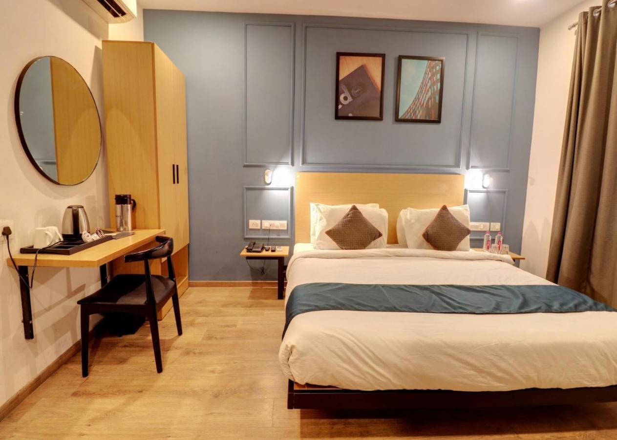Hotel Mystic Falls Jaipur Buitenkant foto