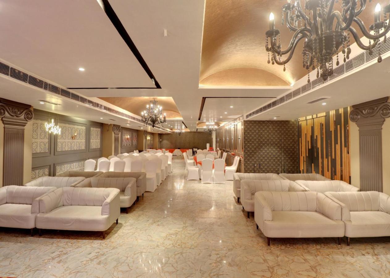 Hotel Mystic Falls Jaipur Buitenkant foto