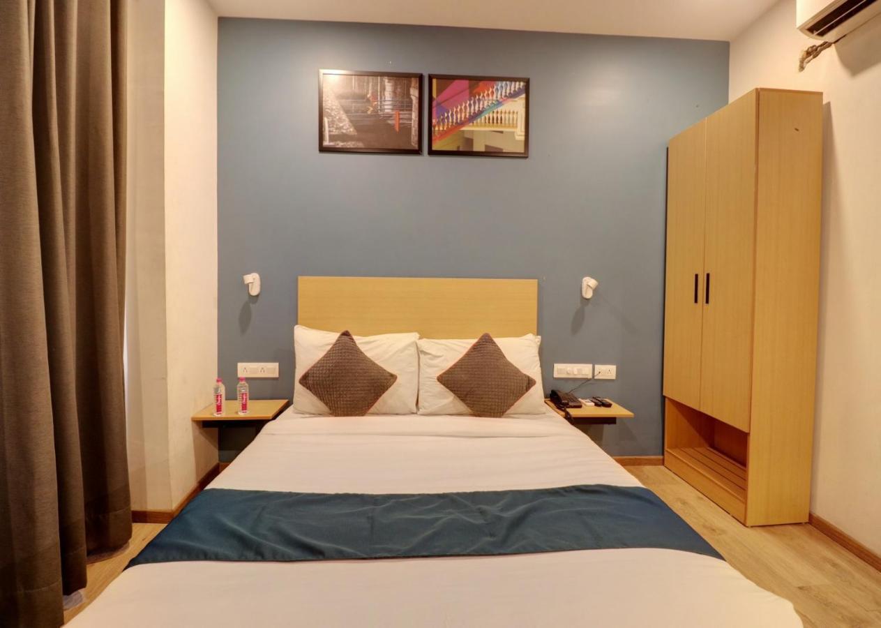 Hotel Mystic Falls Jaipur Buitenkant foto