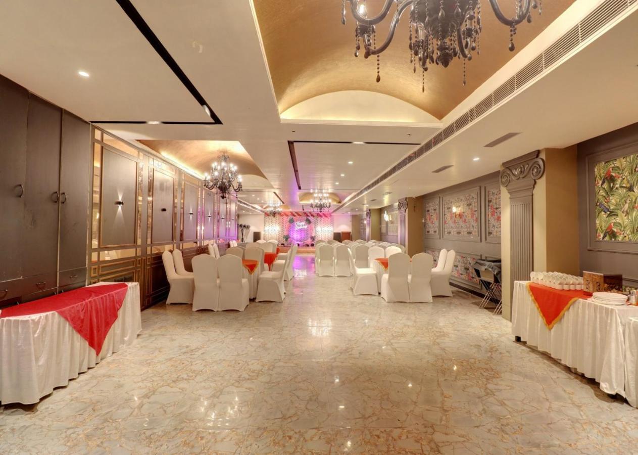 Hotel Mystic Falls Jaipur Buitenkant foto