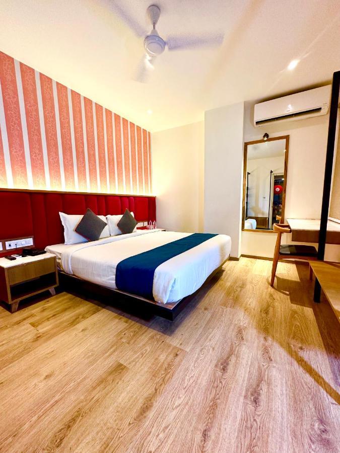 Hotel Mystic Falls Jaipur Buitenkant foto