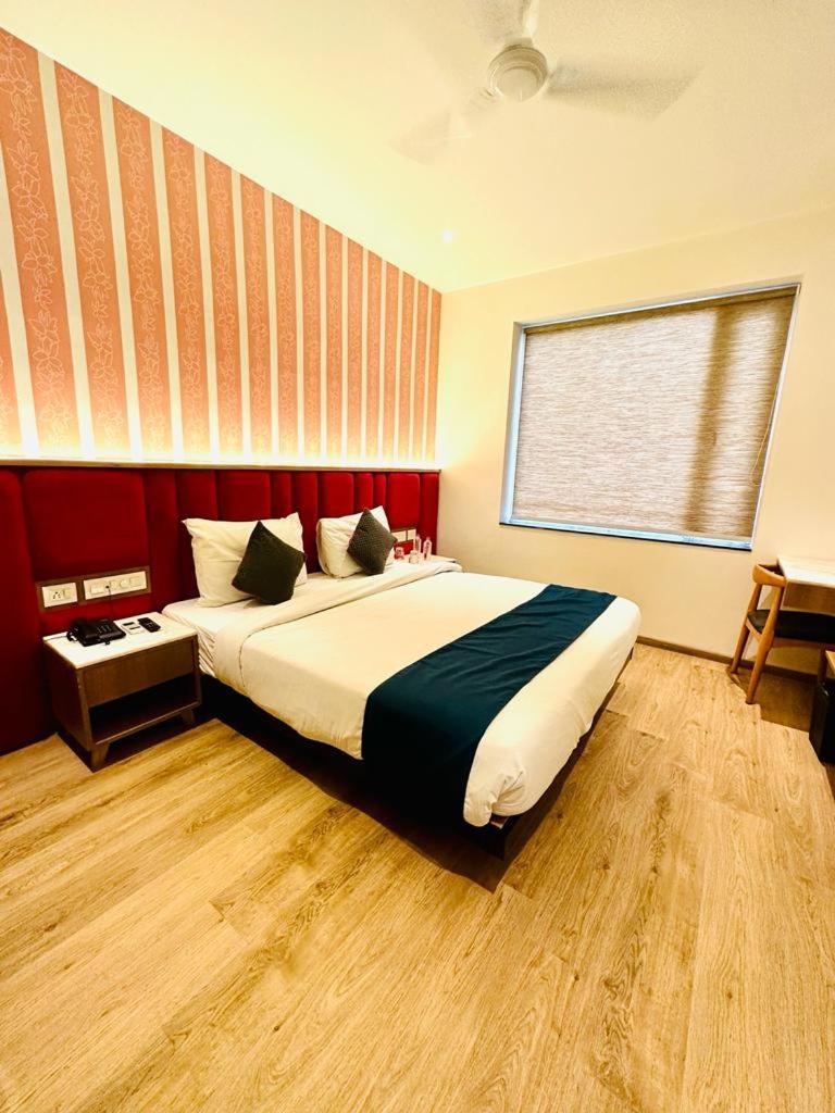 Hotel Mystic Falls Jaipur Buitenkant foto